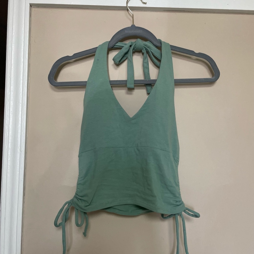 Halter Tank